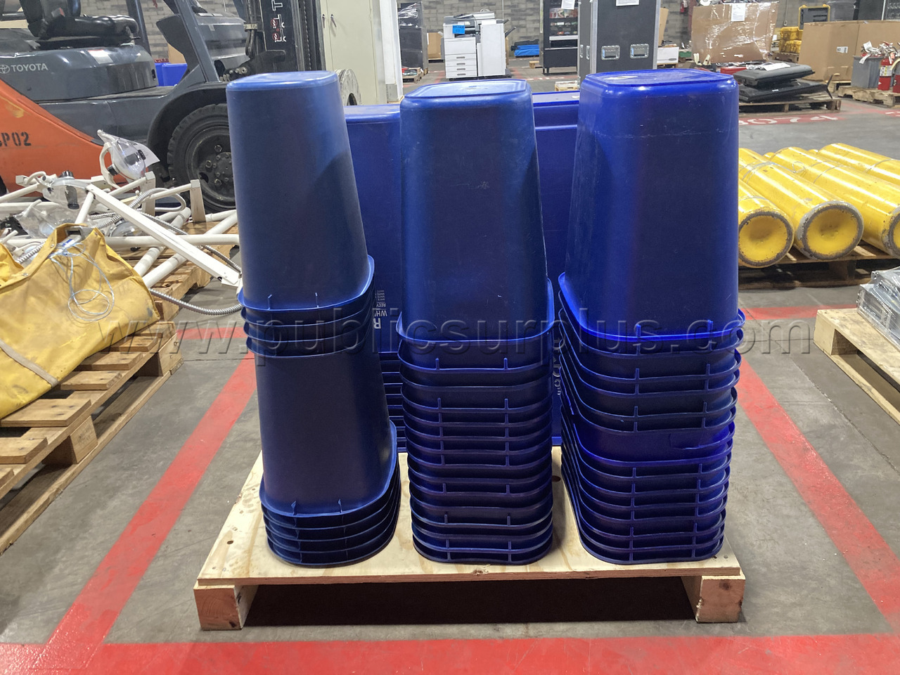 50 Recycling Containers /JB