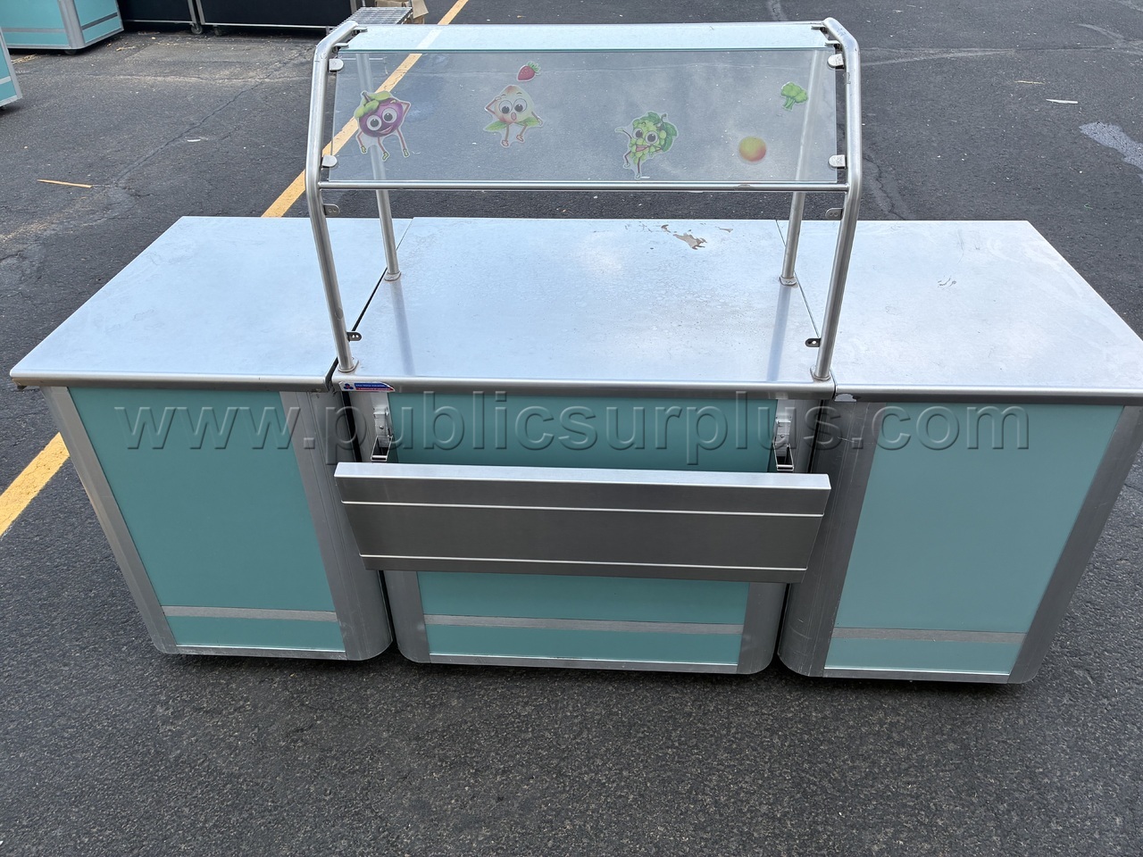 Serving Counters   Government Surplus Auction - Photo #2