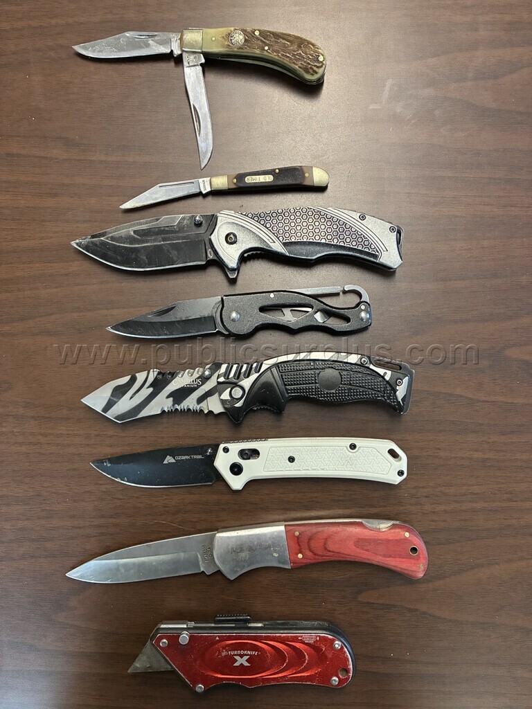 Miscellaneous folding knives