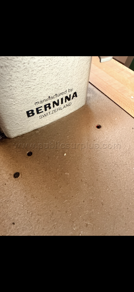 Bernina Sewing Machine 217-25  217 Government Surplus Auction - Photo #5