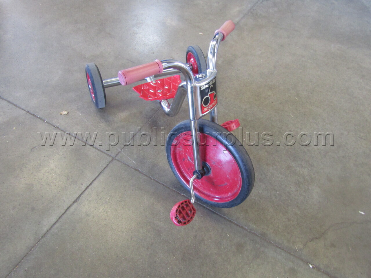 TRICYCLE   Government Surplus Auction - Photo #2