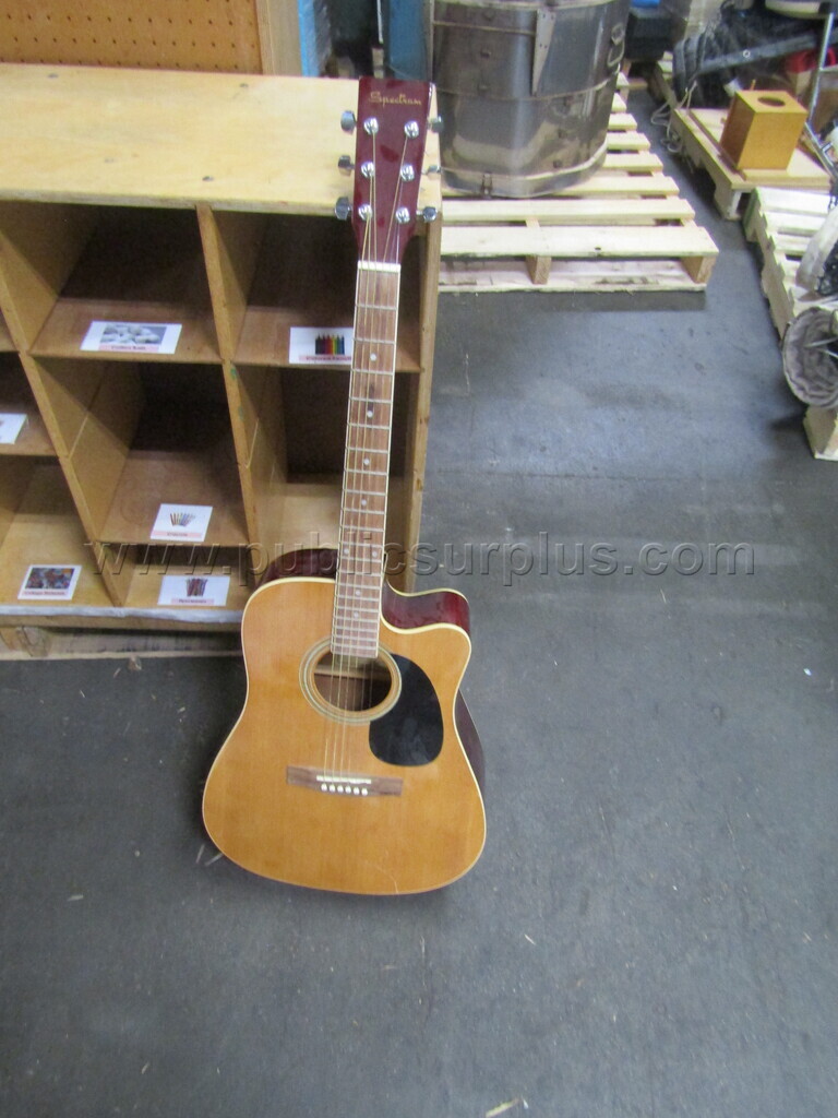 GUITAR   Government Surplus Auction - Photo #2