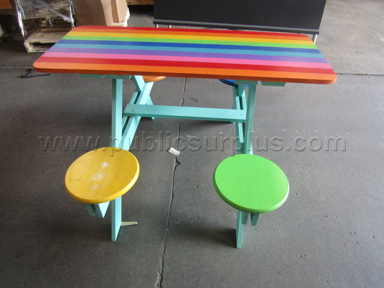 PICNIC TABLE   Government Surplus Auction - Photo #2