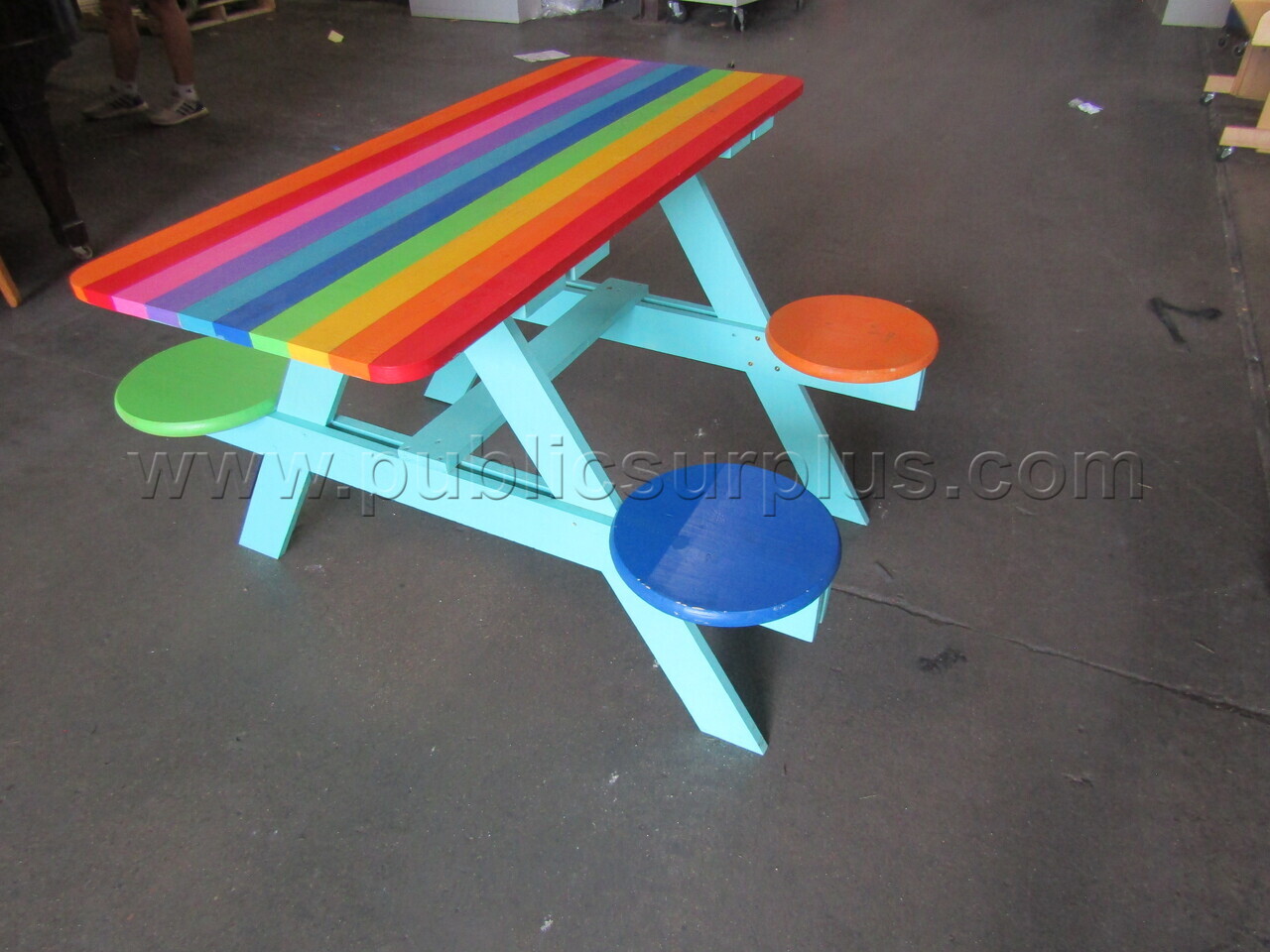 PICNIC TABLE   Government Surplus Auction - Photo #3