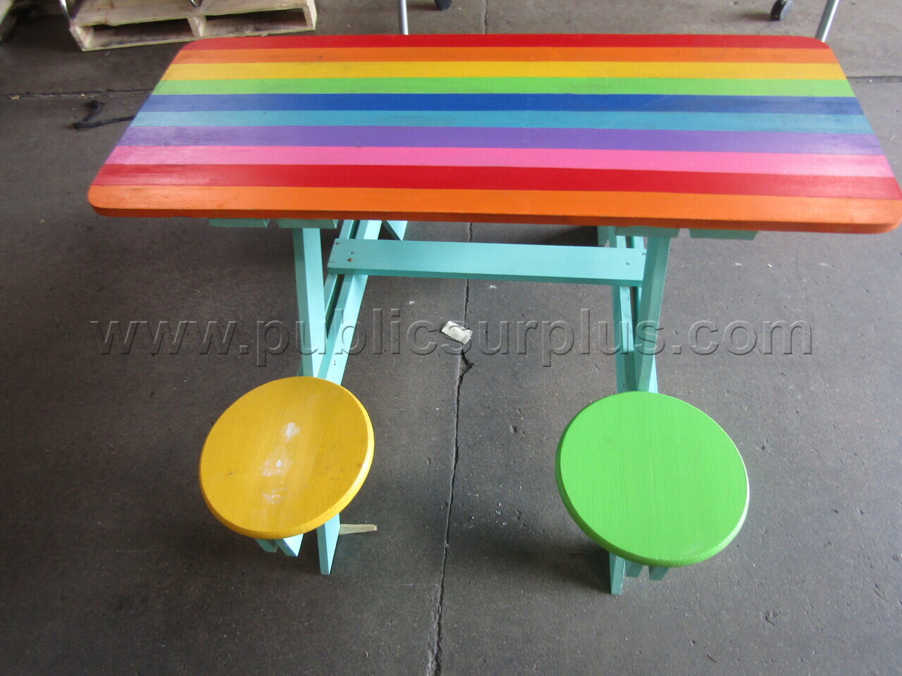 PICNIC TABLE   Government Surplus Auction - Photo #4