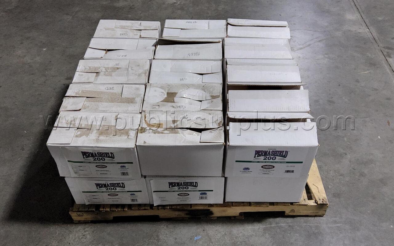 LOT OF 30 WATER-BASED 2K ALIPHATIC POLYURETHANE   Government Surplus Auction - Primary Photo