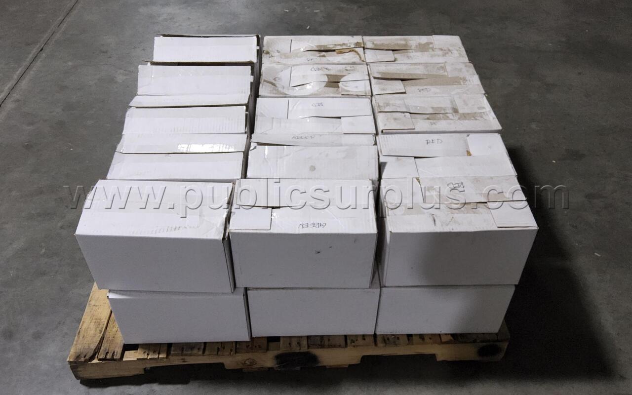LOT OF 30 WATER-BASED 2K ALIPHATIC POLYURETHANE   Government Surplus Auction - Photo #3