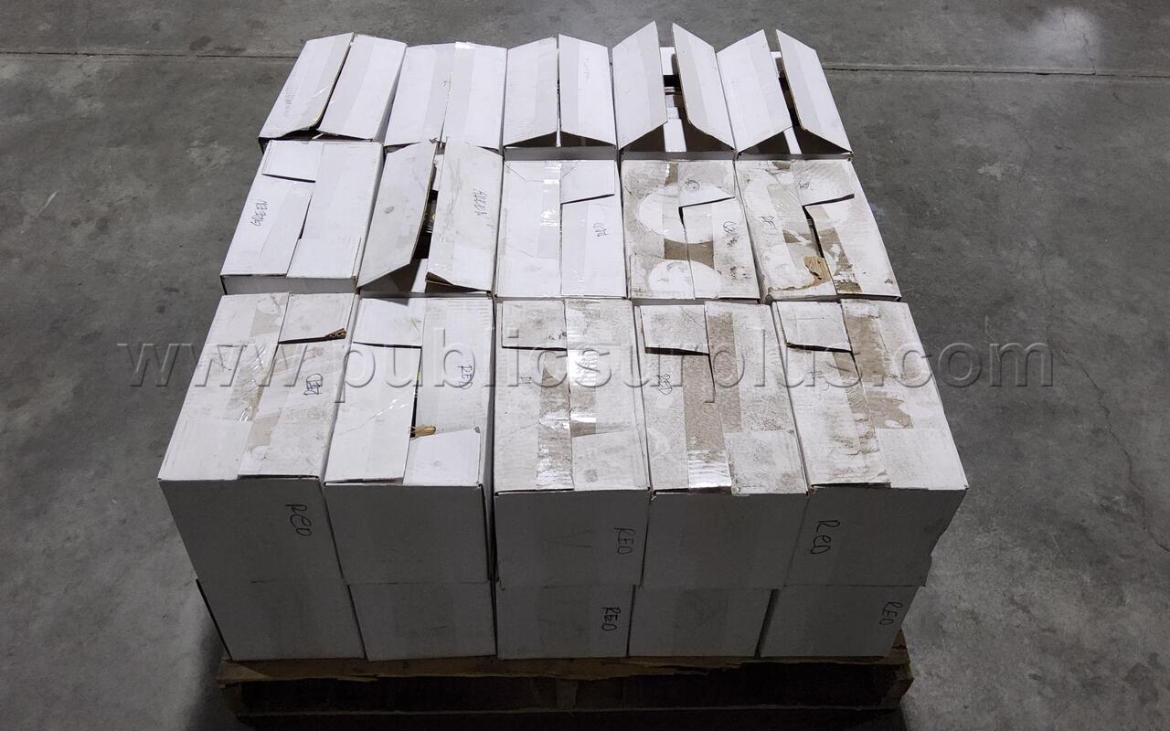 LOT OF 30 WATER-BASED 2K ALIPHATIC POLYURETHANE   Government Surplus Auction - Photo #4