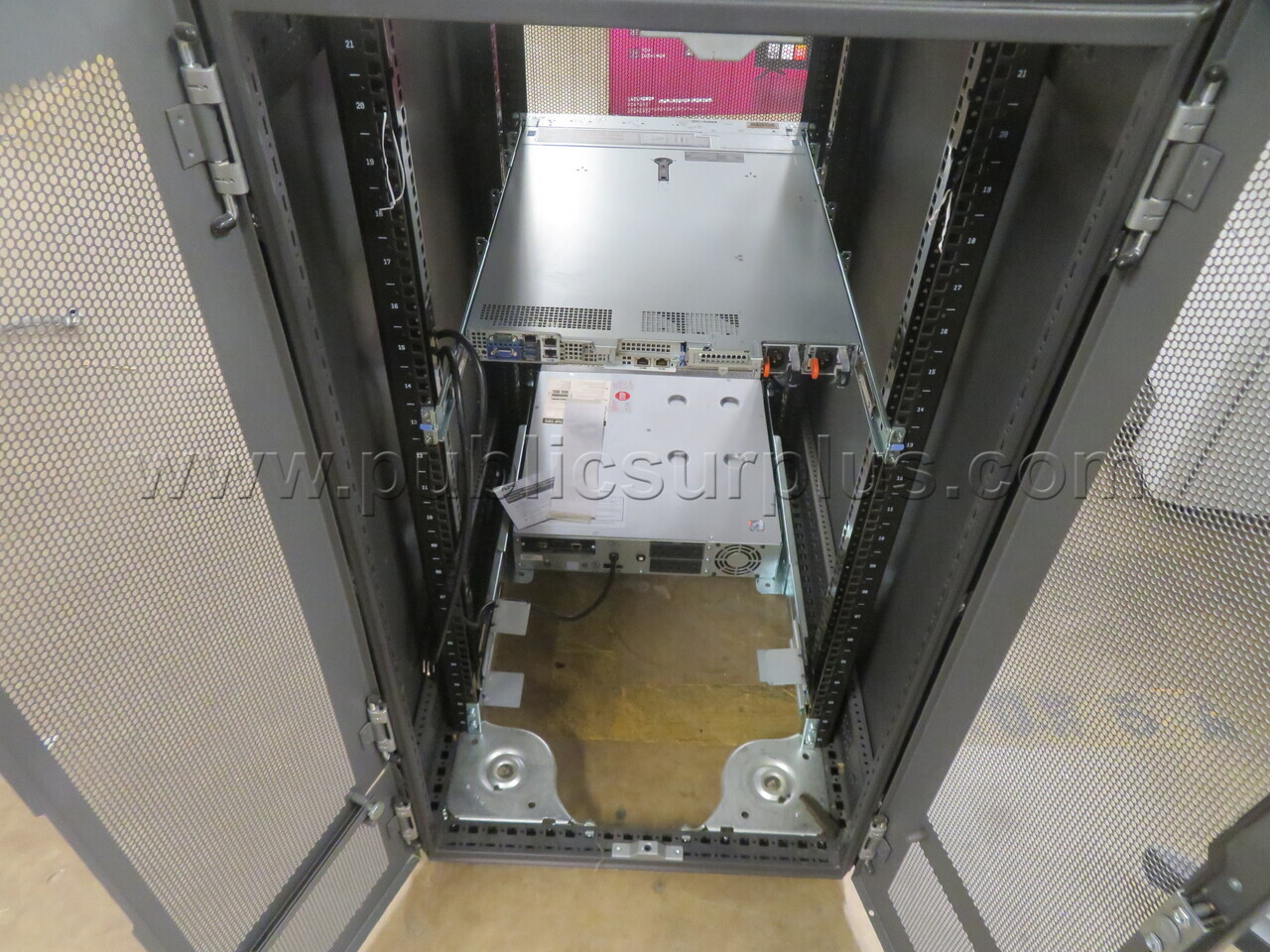 HP Server Rack HP  Government Surplus Auction - Photo #5