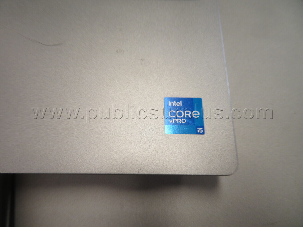 Broken Dell Laptops Dell  Government Surplus Auction - Photo #3
