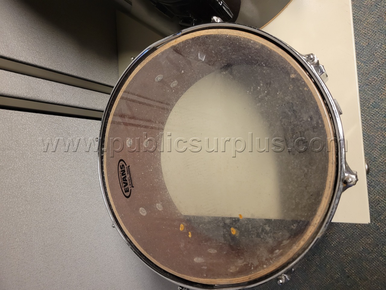 DRUMS & DRUM CASES 1 LOT   Government Surplus Auction - Photo #4