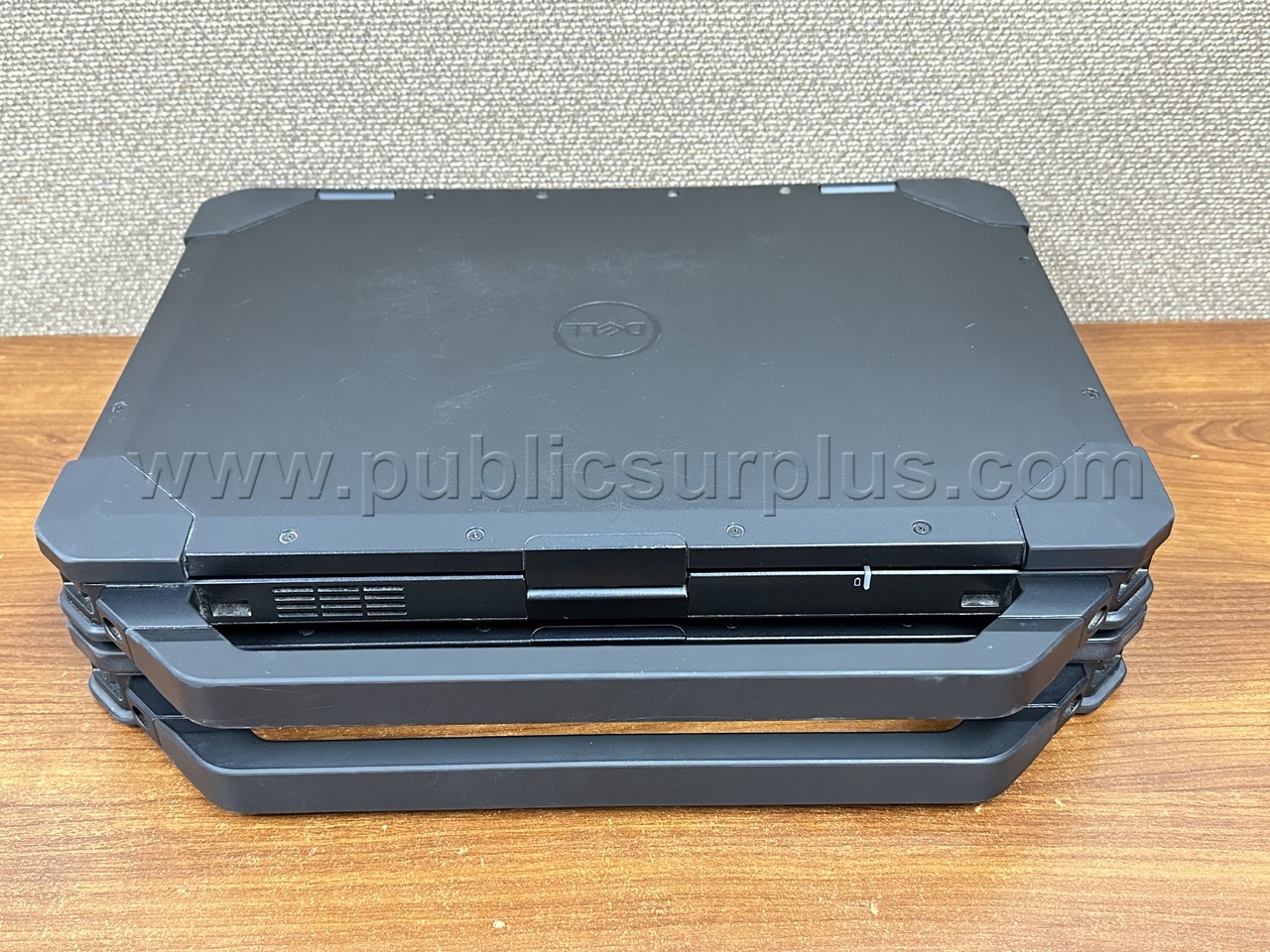 2 Rugged Laptops - Untested - Shipping $40.00 /RA   Government Surplus Auction - Primary Photo