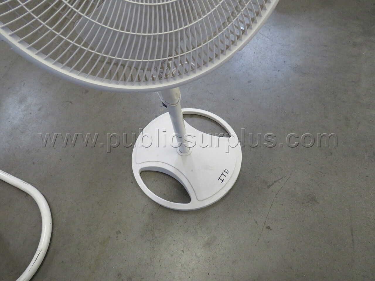 Standing Fan   Government Surplus Auction - Photo #4