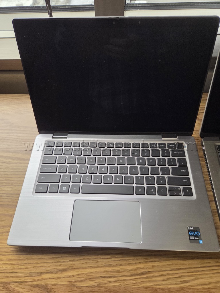 Dell Latitude 7320 and 7330 Laptops Dell 7320 Government Surplus Auction - Photo #3
