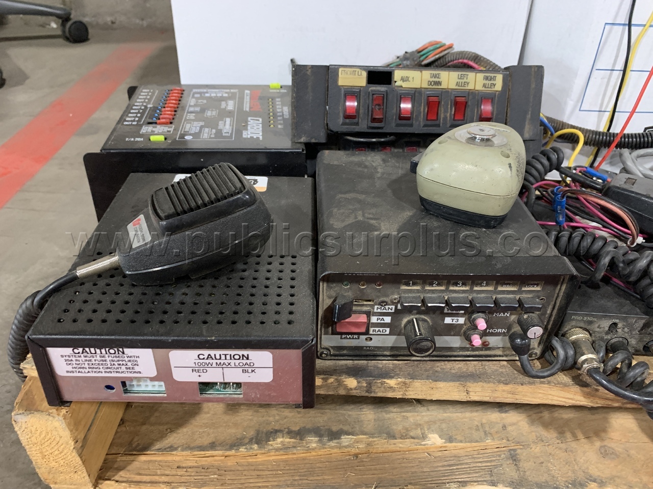 Radio Equipment /KK   Government Surplus Auction - Photo #3