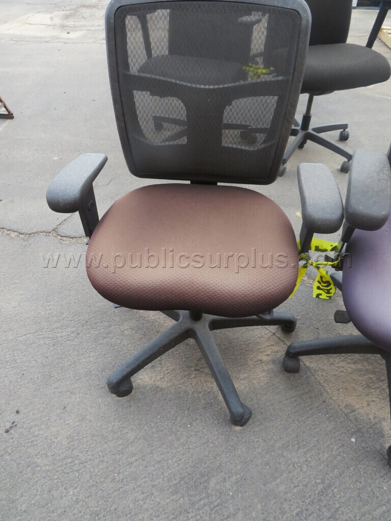 Lot of 2 Rolling Chairs   Government Surplus Auction - Photo #3