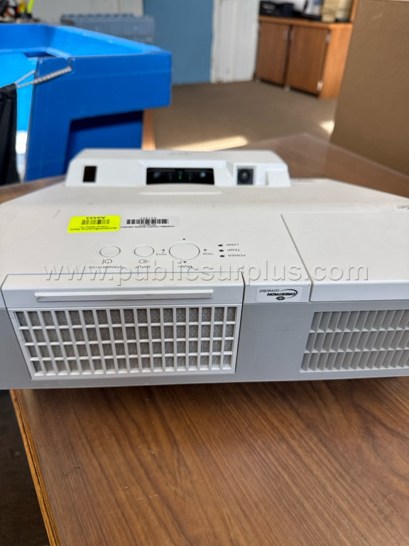 Hitachi Projector, 541357, A0433 Hitachi A0433 Government Surplus Auction - Photo #4
