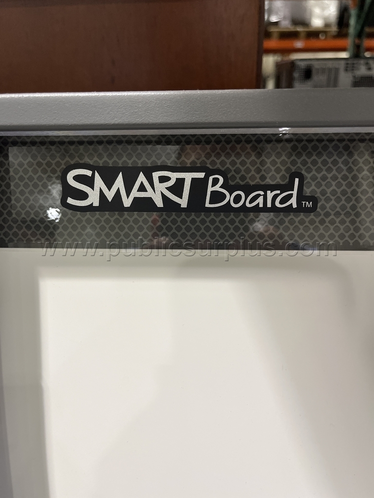 SMART Board and Small Whiteboard Lot-(EEE5)ZW   Government Surplus Auction - Photo #4