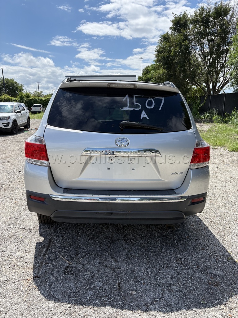 2011 Toyota Highlander Toyota Highlander Government Surplus Auction - Photo #3