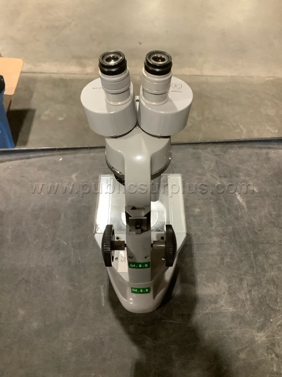 8122 - Microscope  8122 Government Surplus Auction - Photo #2