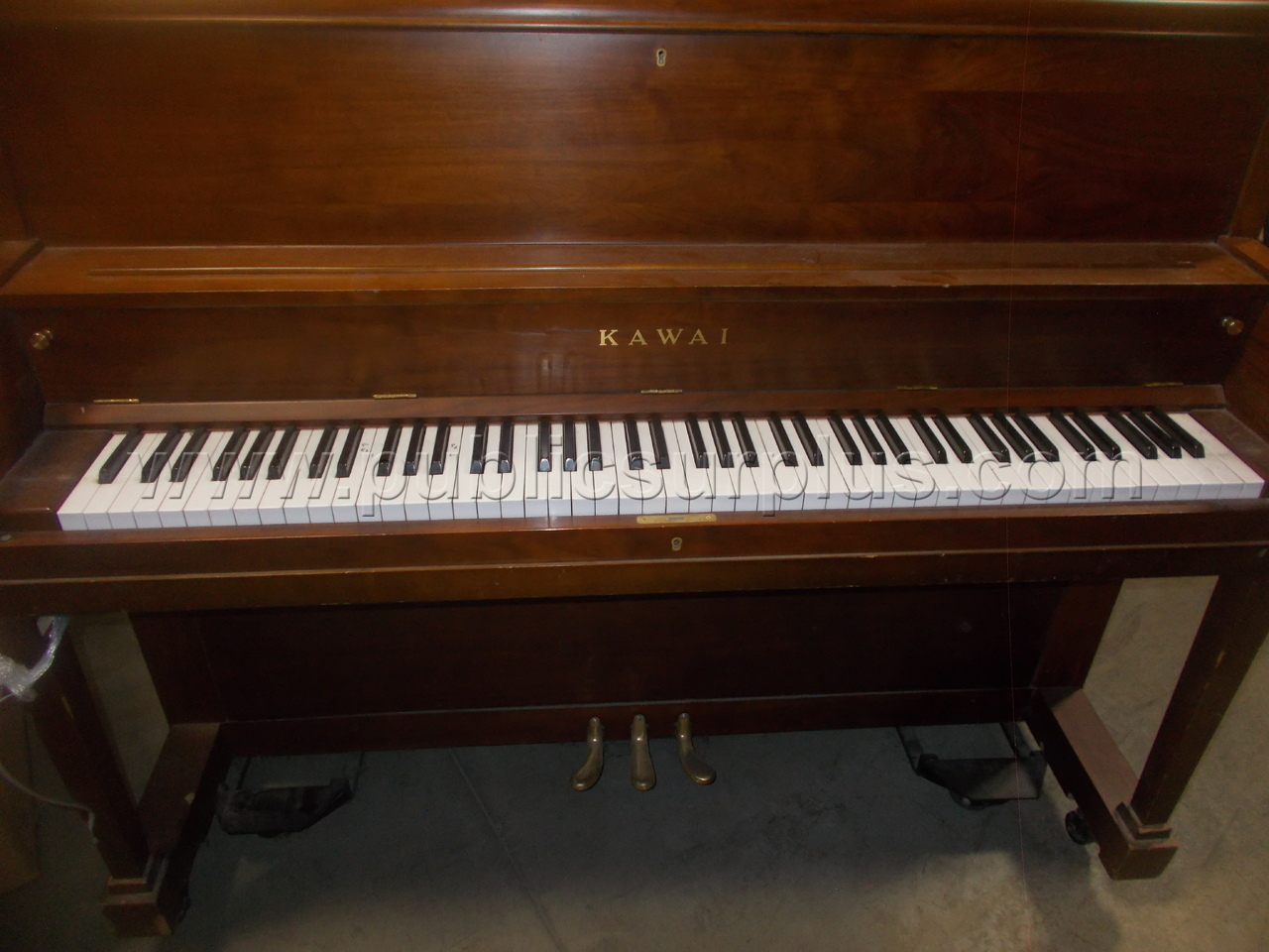 KAWAI UPRIGHT PIANO   Government Surplus Auction - Primary Photo