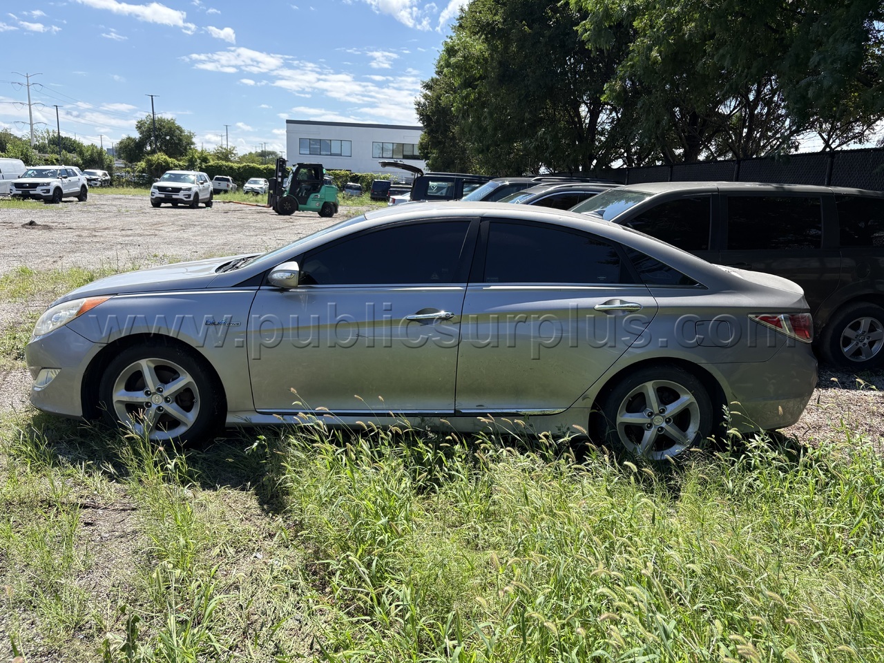 2013 Hyundai Hybrid Hyundai  Government Surplus Auction - Photo #2