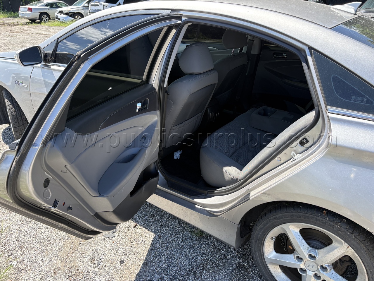 2013 Hyundai Hybrid Hyundai  Government Surplus Auction - Photo #6