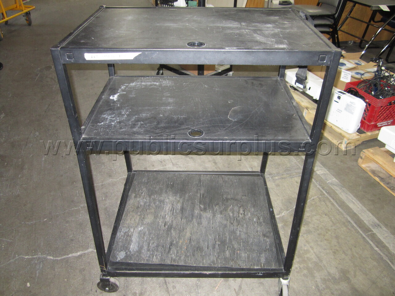 PORTABLE CART (44002)   Government Surplus Auction - Photo #4