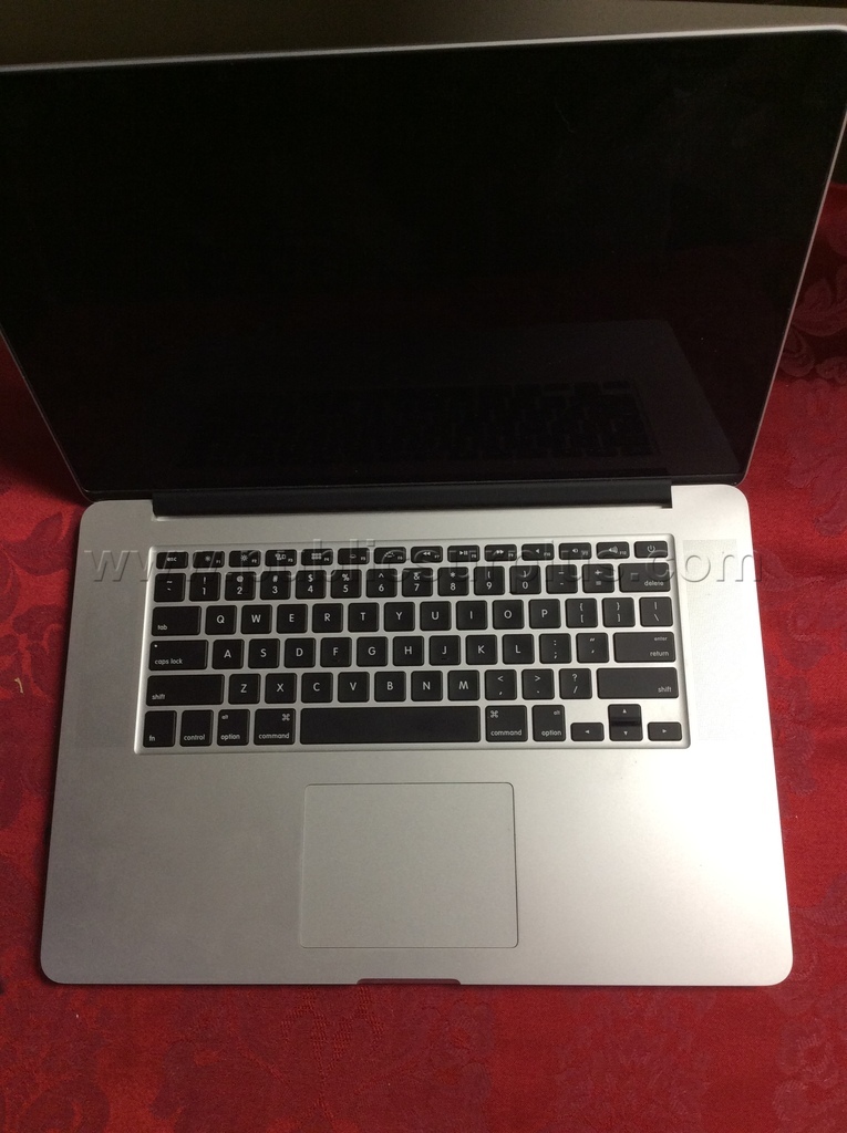 ONE APPLE MACBOOK - SOLD AS IS - 180 Apple MACBOOK Government Surplus Auction - Photo #2
