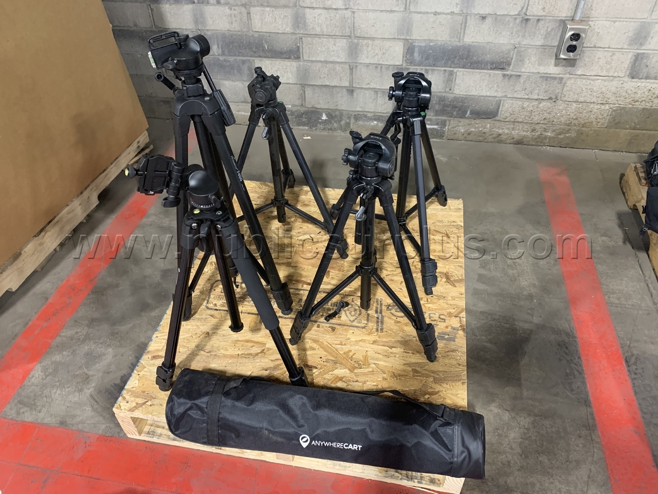 Assorted Tripods /KK
