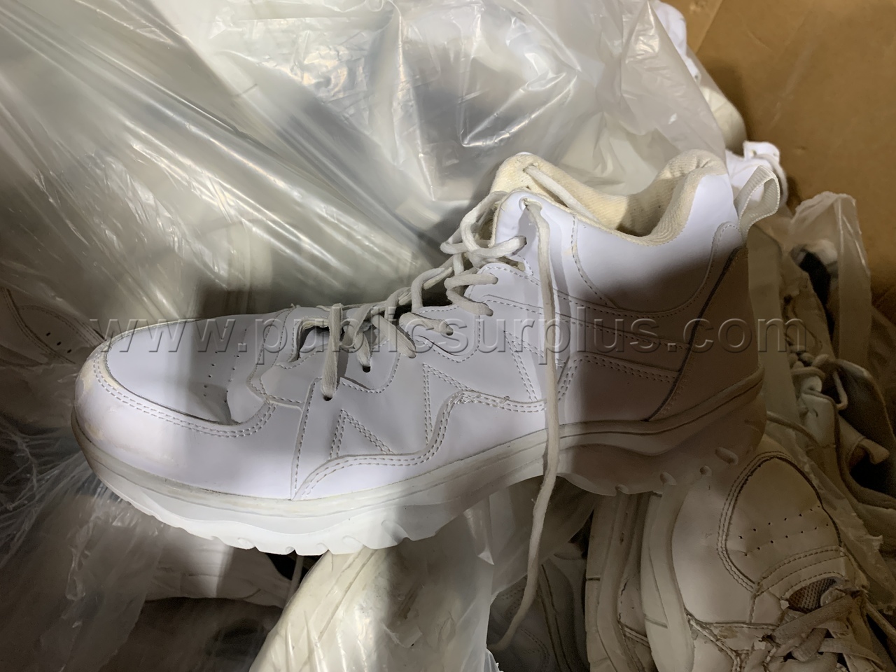Used White Shoes in Various Sizes /KK   Government Surplus Auction - Photo #4
