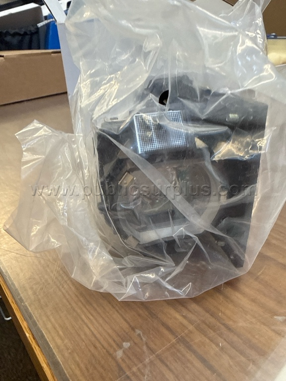 Replacement Bulb for Projector   Government Surplus Auction - Photo #2