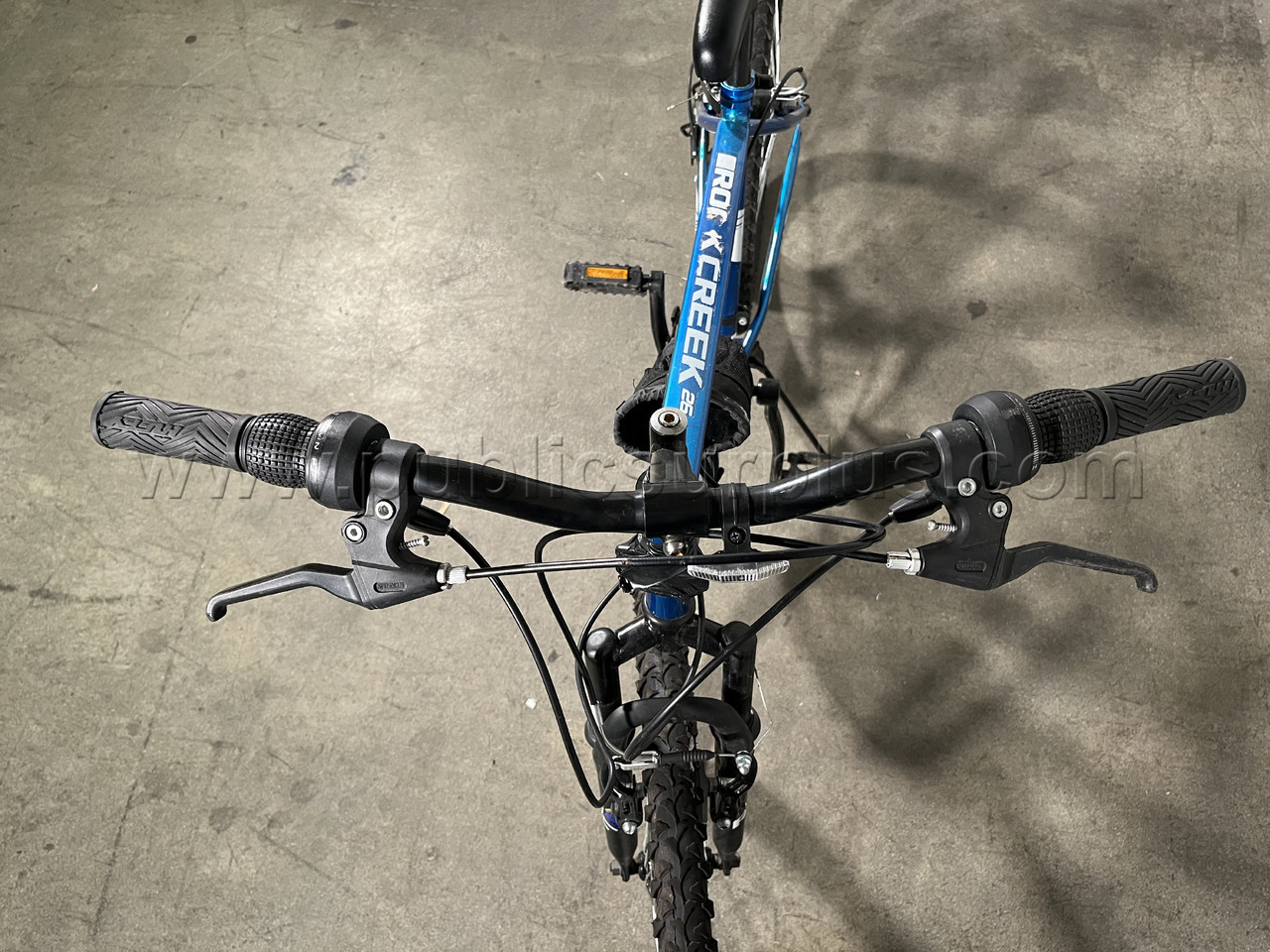 Huffy Rock Creek Bicycle - 3260  3260 Government Surplus Auction - Photo #4
