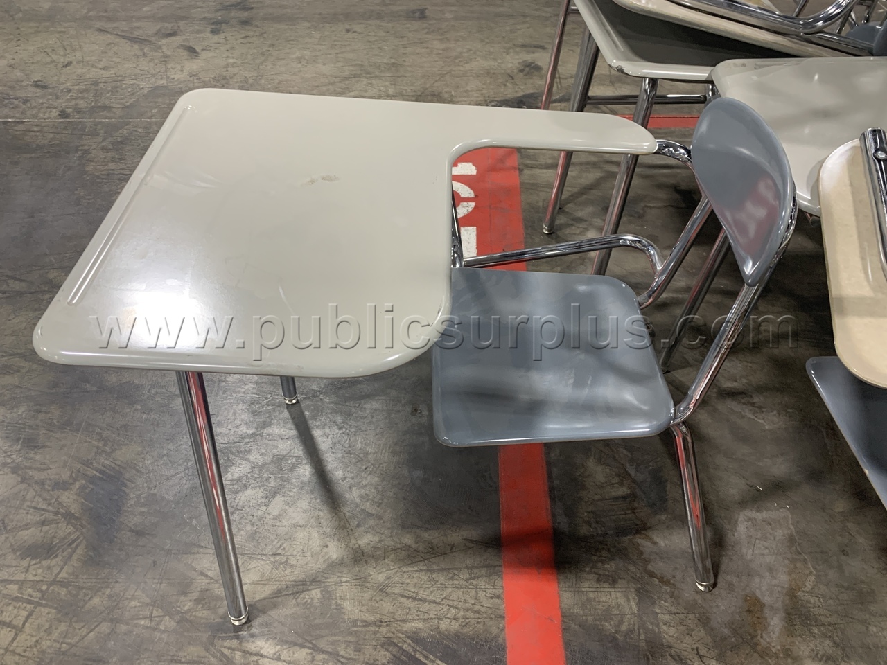 Metal Student Desks, Ivy League /KK   Government Surplus Auction - Photo #6