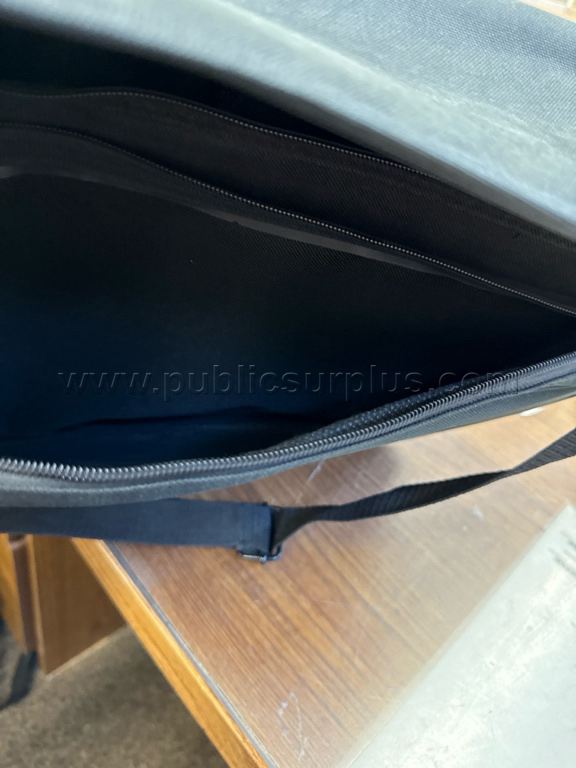 Case Case  Government Surplus Auction - Photo #3