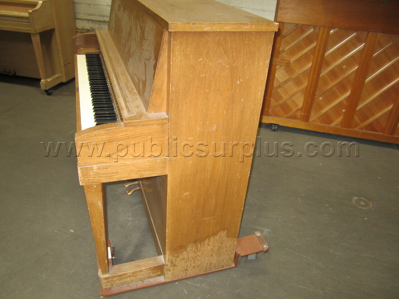 PIANO (43863)R   Government Surplus Auction - Photo #6