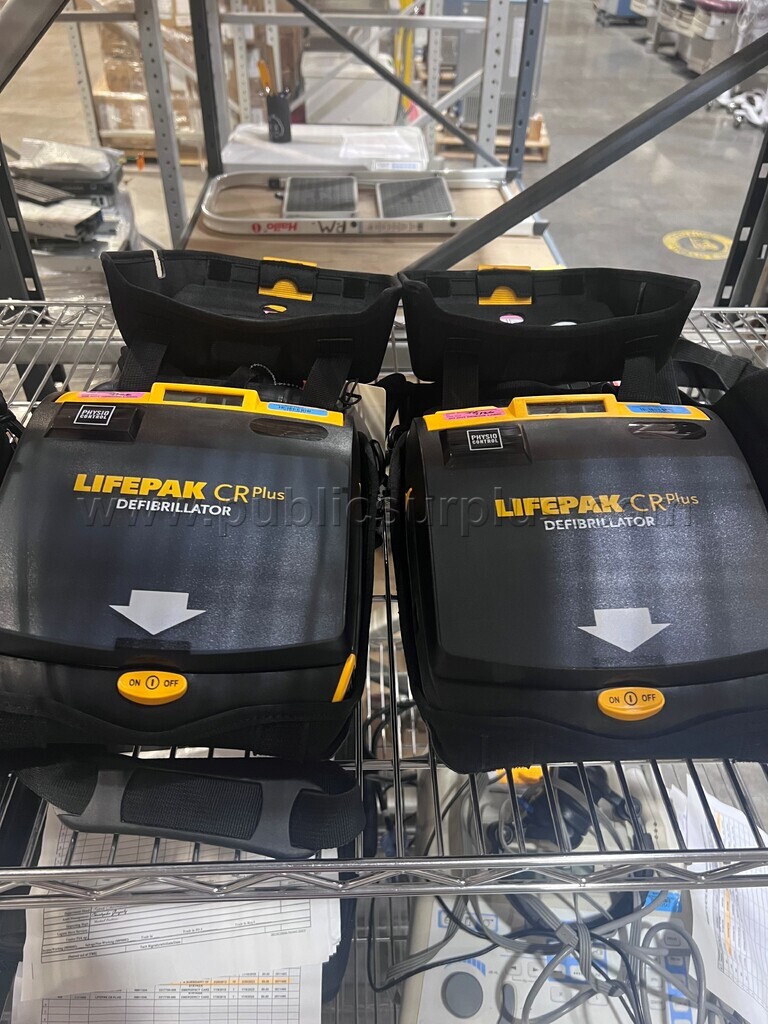 Lifepak CR Plus Defibrillator (1)