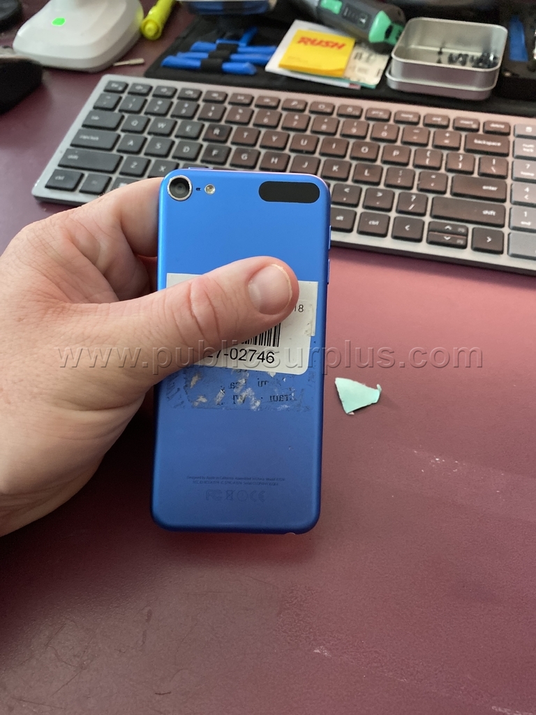 (3) Apple iPod Touch - RC - Z1 Apple  Government Surplus Auction - Photo #2