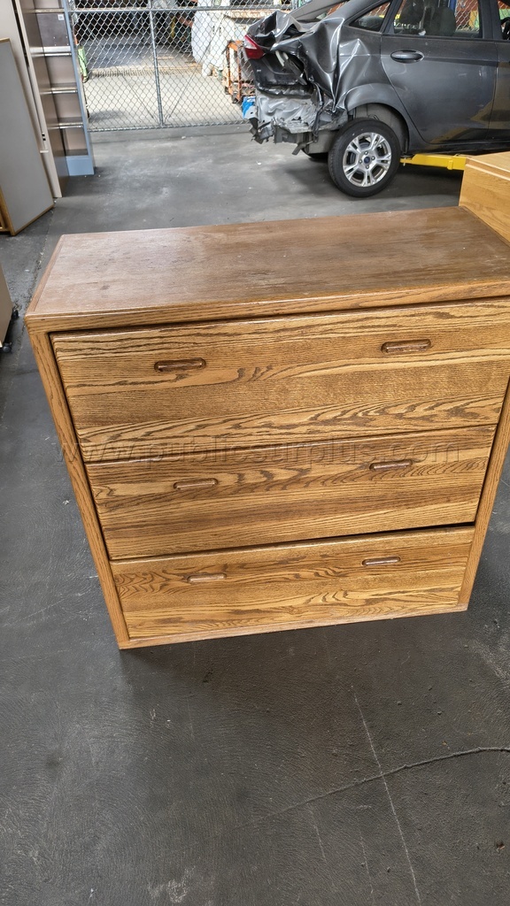 3 Wooden Cabinets Drawers oak   Government Surplus Auction - Photo #2