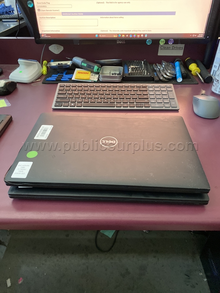 (3) Dell Latitude Laptops - RC - Z1-37 Dell  Government Surplus Auction - Photo #2