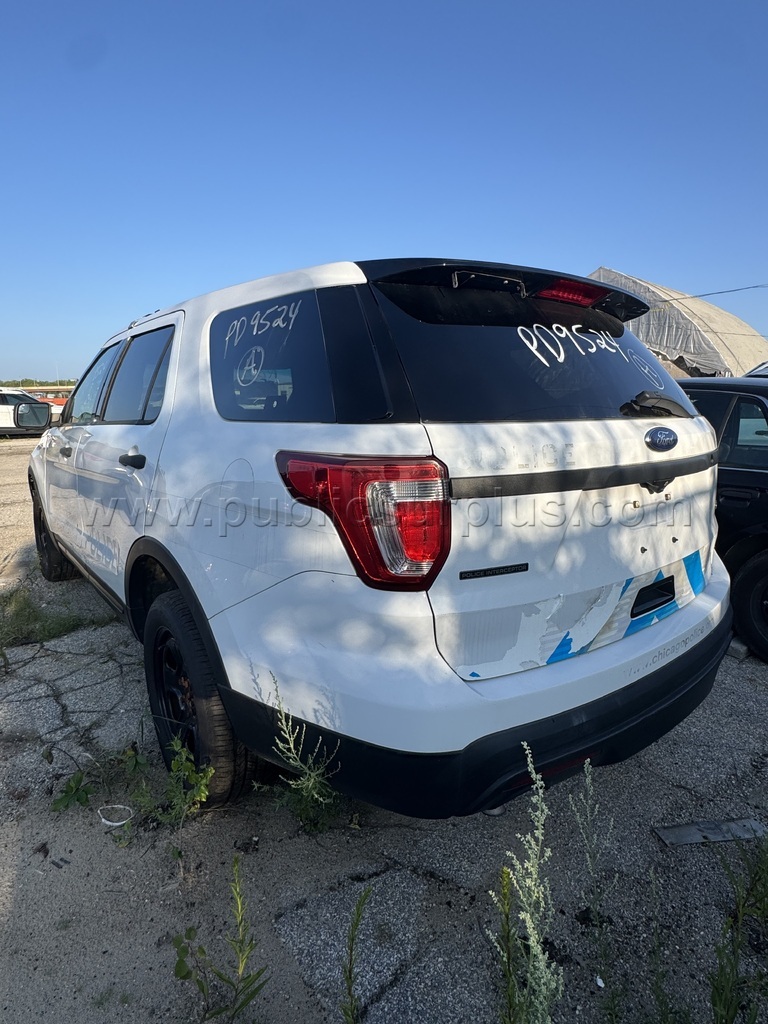 2017 FORD EXPLORER - E85 Ford EXPLORER Government Surplus Auction - Photo #3