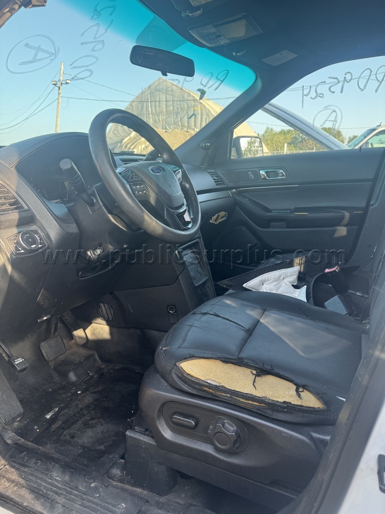 2017 FORD EXPLORER - E85 Ford EXPLORER Government Surplus Auction - Photo #5