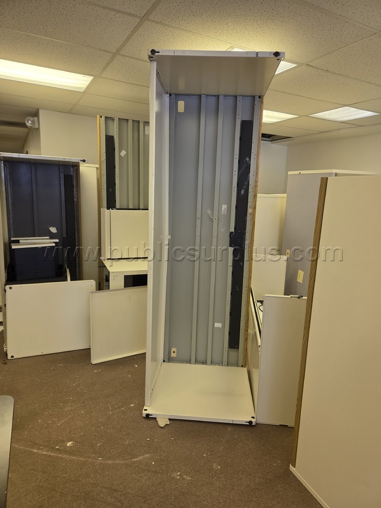 Miscellaneous Steelcase Desk Parts   Government Surplus Auction - Photo #4