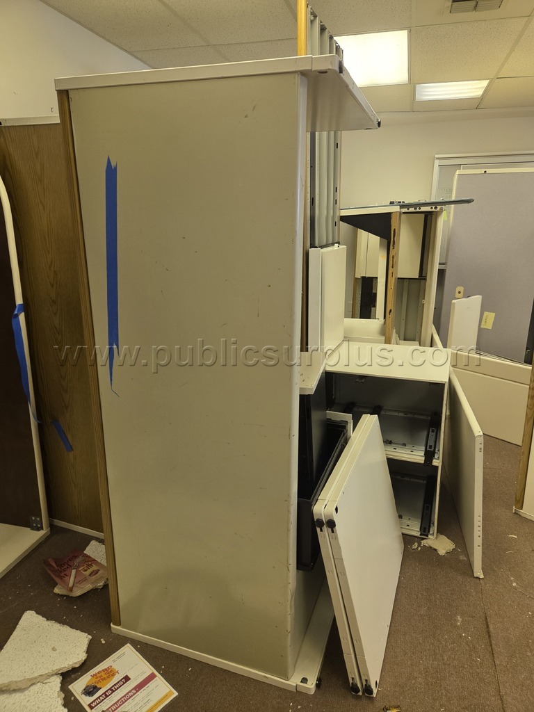 Miscellaneous Steelcase Desk Parts   Government Surplus Auction - Photo #5