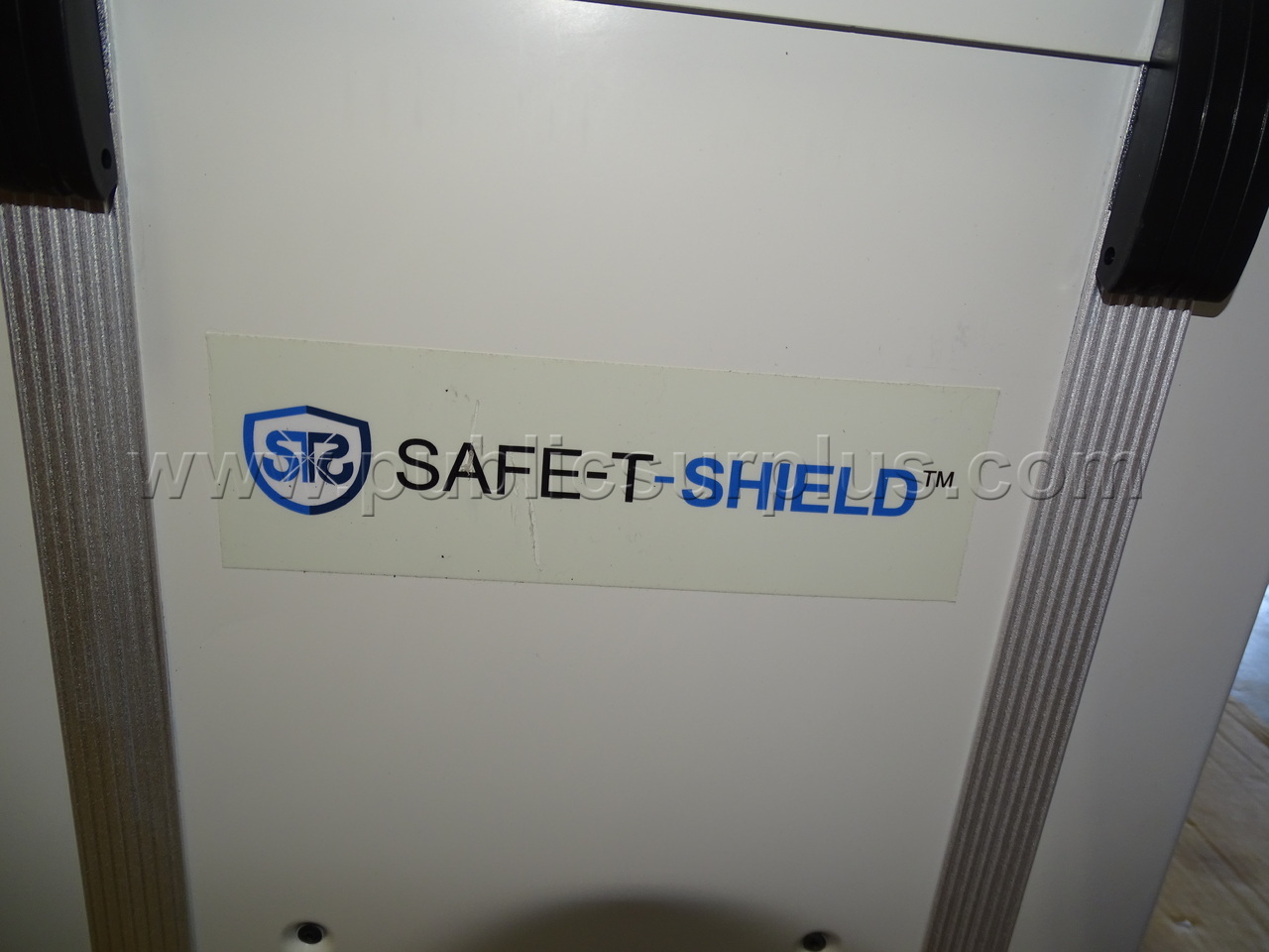 Dental Shield   Government Surplus Auction - Photo #3