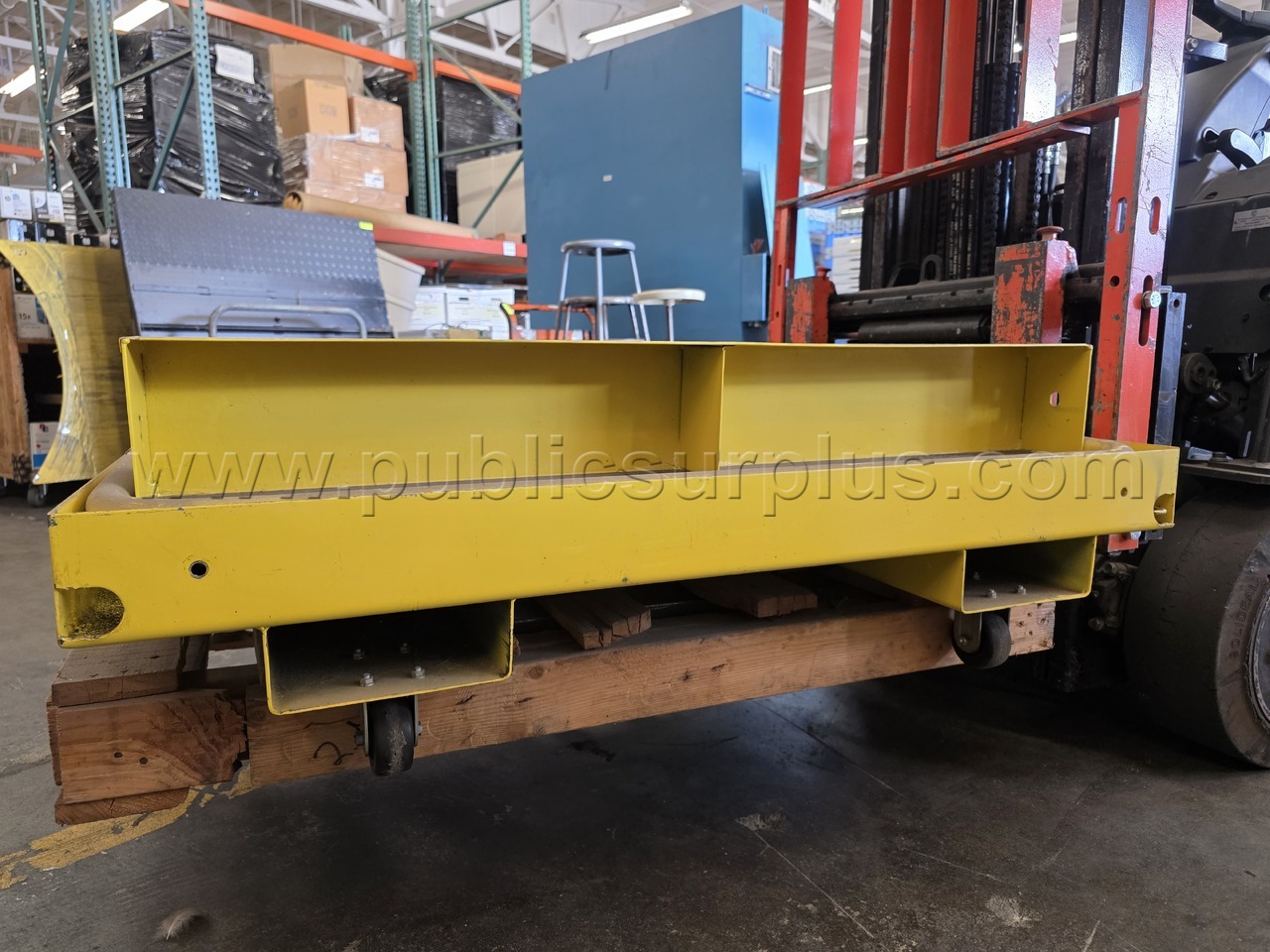 Utility Platform UWPI (119394)   Government Surplus Auction - Photo #2