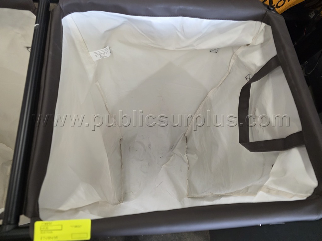 Double Rolling Canvas Hamper (119832)   Government Surplus Auction - Photo #2