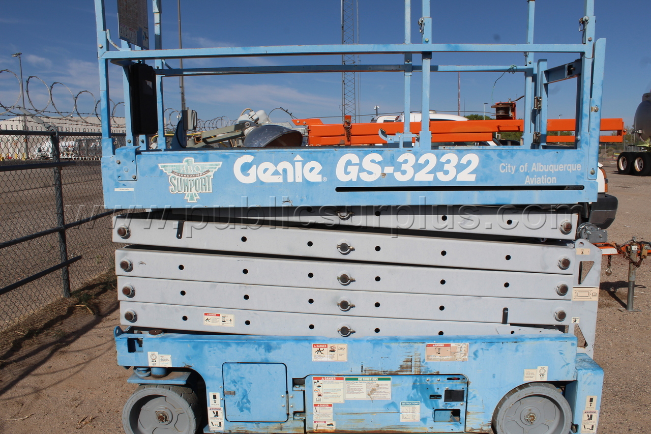 PS-122  122 Government Surplus Auction - Photo #12