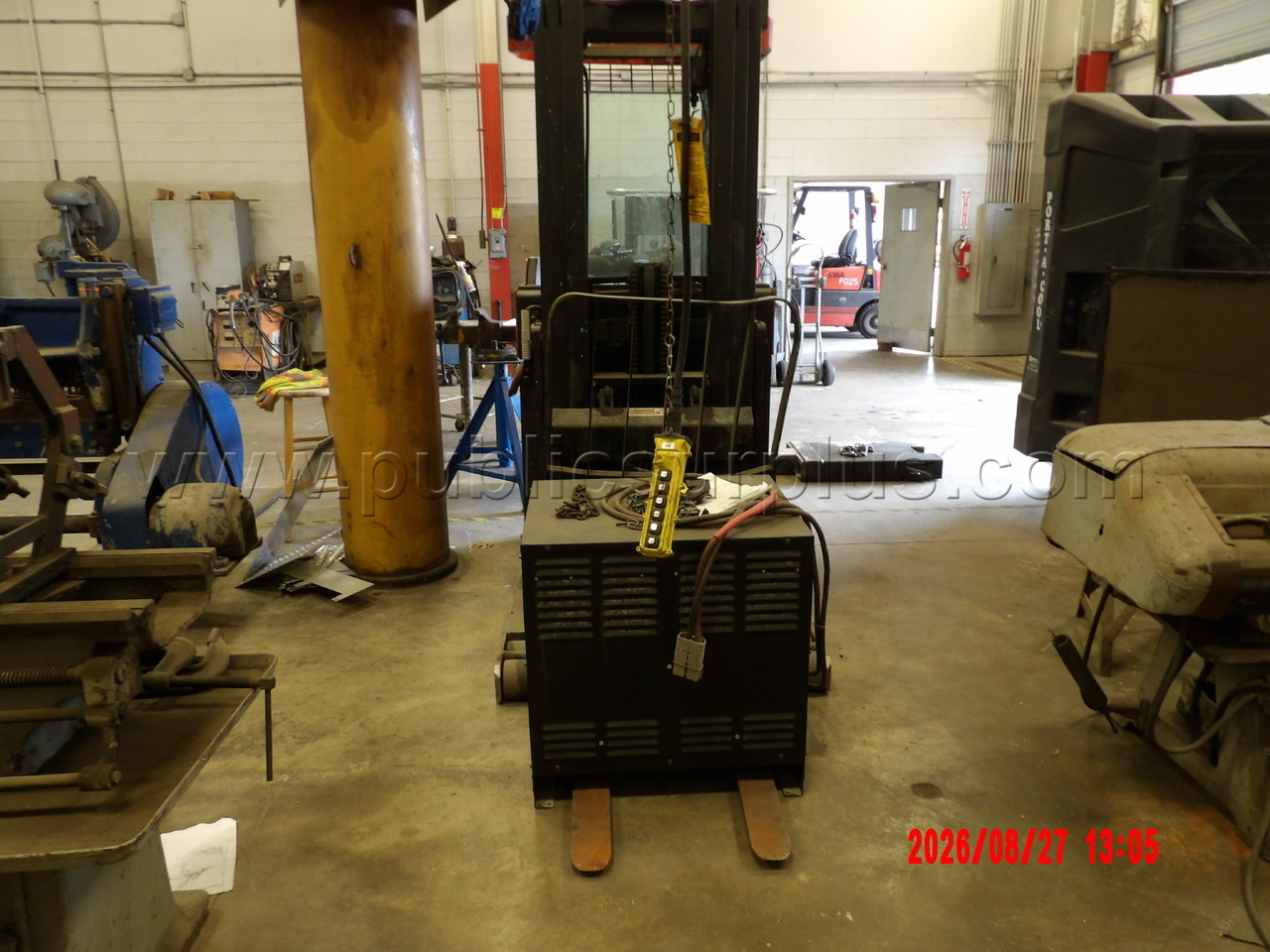 2000 BT Standup Forklift Dodge Charger Government Surplus Auction - Photo #2