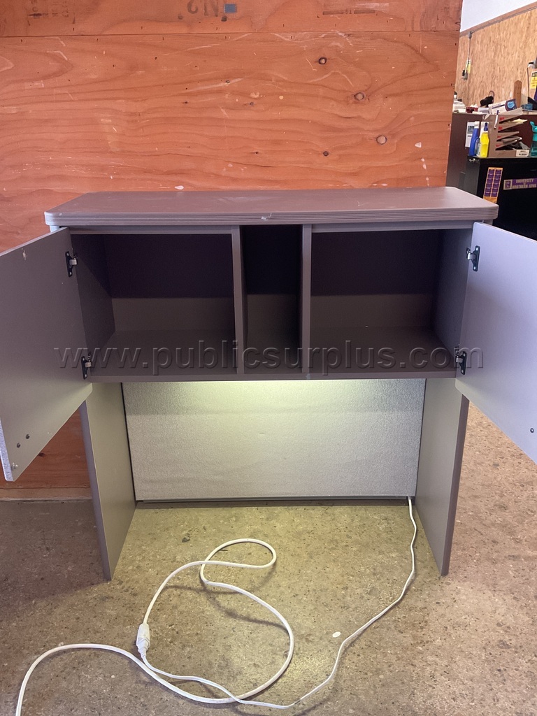 Overhead Cabinet Lot # 5523  5523 Government Surplus Auction - Photo #2